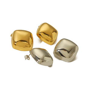Brinco Quadrado Dourado Banhado a Ouro 18K